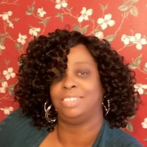 Meet your Posher, Theresa